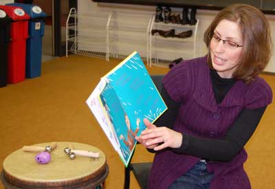 Sara Vogeler teaches the Musical Tales class.