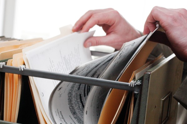 Small business data breaches can happen when files are stolen.