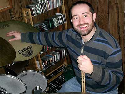 Rodrigo Villanueva. Photo credit: www.rodrigovillanueva.com.