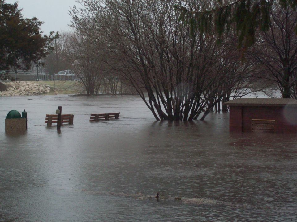 922958_589202691098450_762770875_n[1]