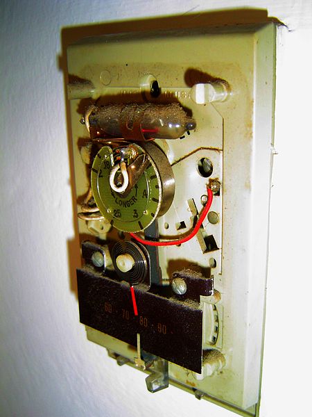 450px-Mercury_switched_thermostat[1]